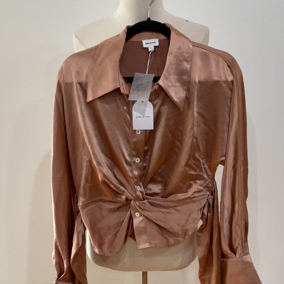 Song of Style Mila Blouse in Fawn Brown, Size: M - Picture 5 of 9